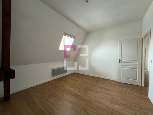 
Appartement Hirson 4 pièce(s) 94.9 m2
