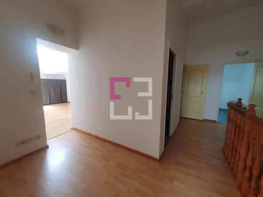 
Appartement Cambrai 5 pièce(s) 143 m2
