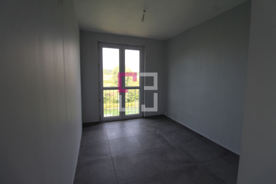 
Appartement 60400 5 pièce(s) 76.49 m2
