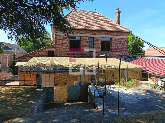 
VILLERET (02420)
