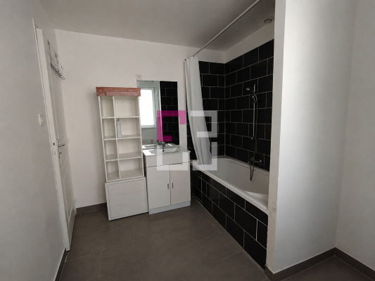
Maison SAINT-QUENTIN 4 pièces 75 m²
