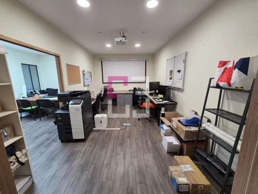 
Loft Avranches 7 pièce(s) 216 m2

