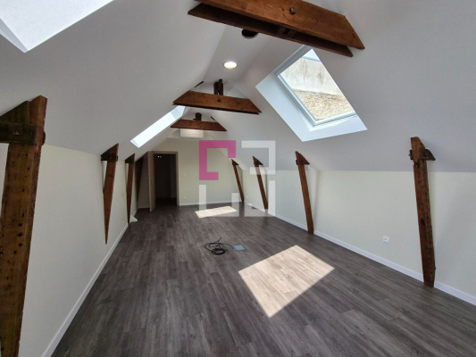 
Loft Avranches 7 pièce(s) 216 m2
