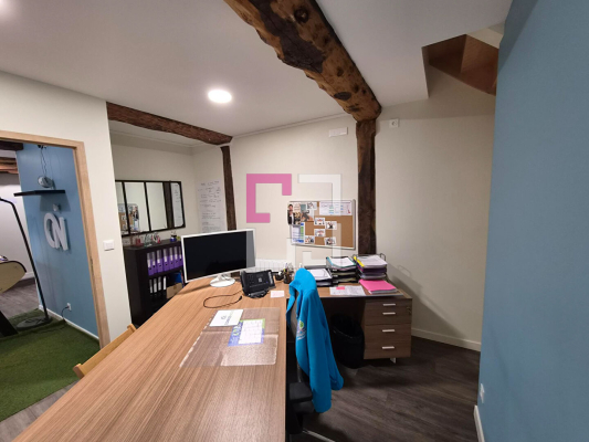 
Loft Avranches 7 pièce(s) 216 m2
