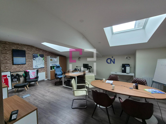 
Loft Avranches 7 pièce(s) 216 m2
