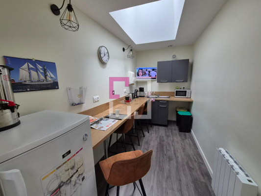 
Loft Avranches 7 pièce(s) 216 m2
