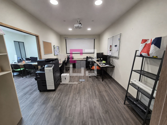 
Loft Avranches 10 pièce(s) 289 m2
