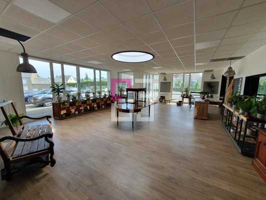 
Local commercial Precey 25 pièce(s) 1000 m2
