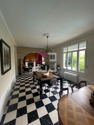 
Maison Mont D Origny 15 pièce(s) 353 m2
