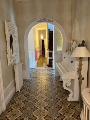 
Maison Mont D Origny 15 pièce(s) 353 m2

