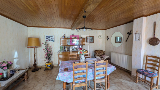 
Maison Mennevret 4 pièce(s) 85 m2
