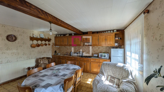 
Maison Mennevret 4 pièce(s) 85 m2
