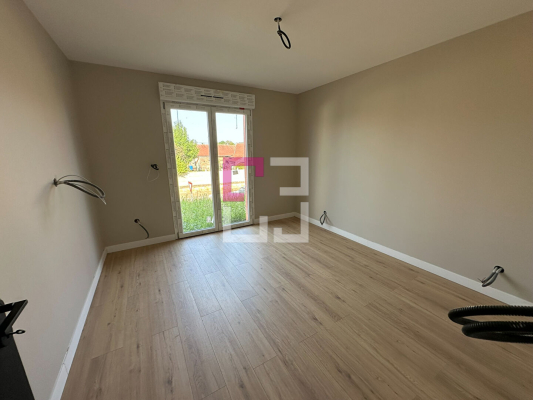 
Maison Sinceny 6 pièce(s) 130 m2
