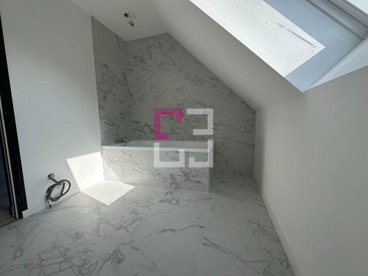 
Maison Sinceny 6 pièce(s) 130 m2
