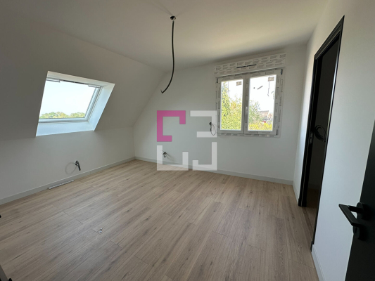 
Maison Sinceny 6 pièce(s) 130 m2
