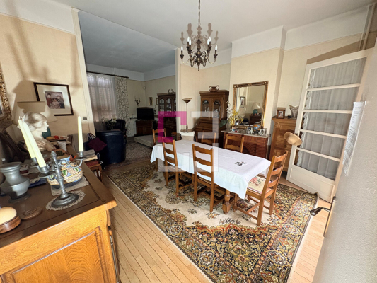 
Maison Saint Quentin 7 pièce(s) 191 m2
