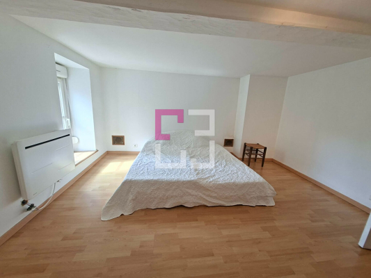 
Maison Housset 6 pièce(s) 180 m2
