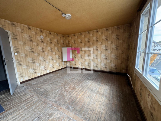 
Immeuble Nesle 7 pièce(s) 110 m2
