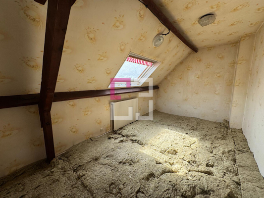 
Immeuble Nesle 7 pièce(s) 110 m2
