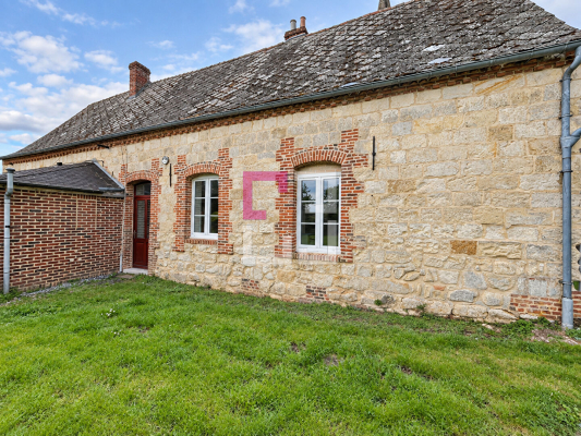 
Maison Housset 2 pièce(s) 80.5 m2
