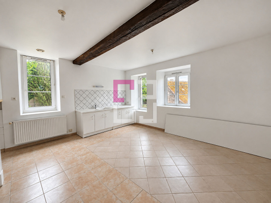 
Maison Housset 2 pièce(s) 80.5 m2
