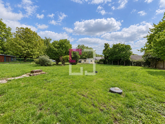 
Maison Housset 2 pièce(s) 80.5 m2
