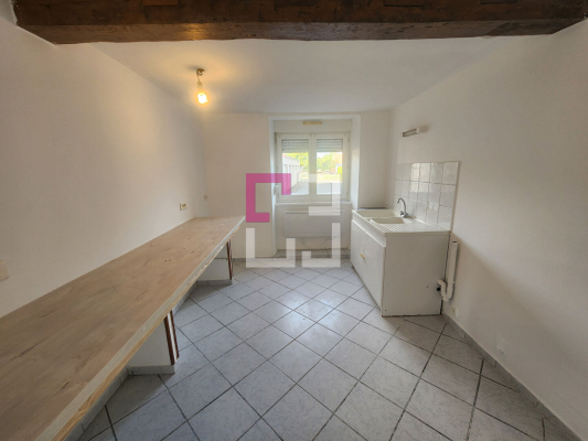 
Appartement en rez de chaussée à CHAUNY
