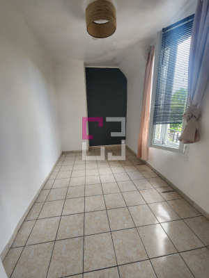 
Appartement au 1er étage à NOYON
