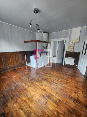 
Appartement en rez de chaussée à NOYON
