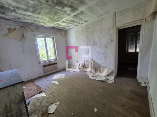 
Immeuble Ribemont 8 pièce(s) 172 m2
