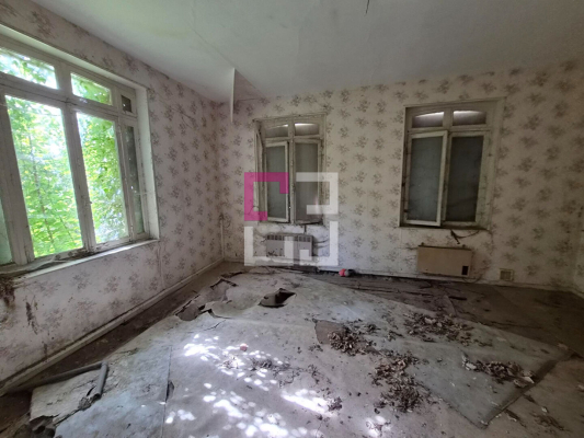 
Immeuble Ribemont 8 pièce(s) 172 m2
