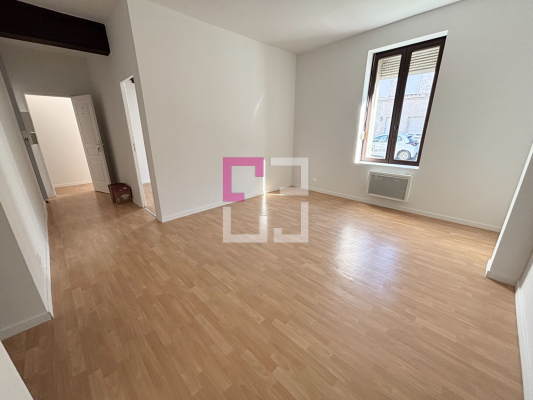 Appartement 2 pièces 46 m² · à Guise · 46 m² · 450 €/mois