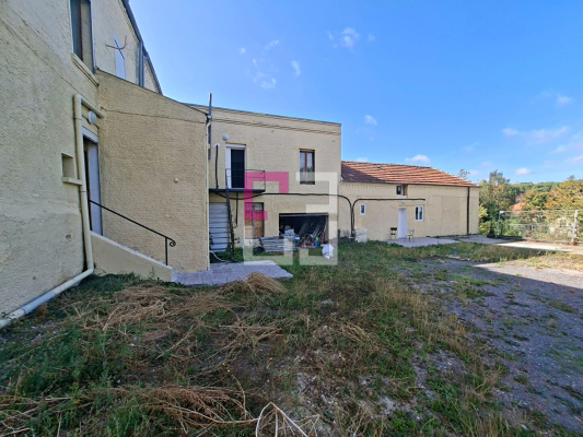 
Immeuble de rapport Guise 454 m2
