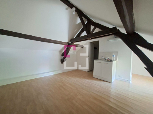 
Immeuble de rapport Guise 454 m2
