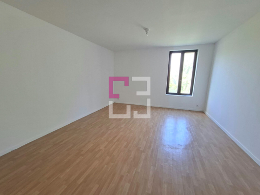 
Immeuble de rapport Guise 454 m2
