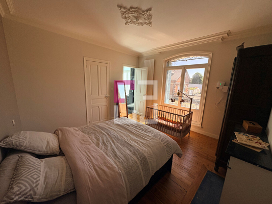 
Maison Saint Quentin 7 pièce(s) 194 m2
