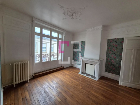 
Maison Saint Quentin 10 pièce(s) 230 m2
