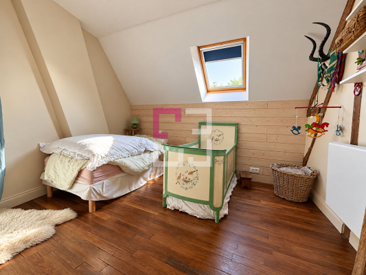 
Corp de ferme ESMERY HALLON 5 pièce(s) 132 m2
