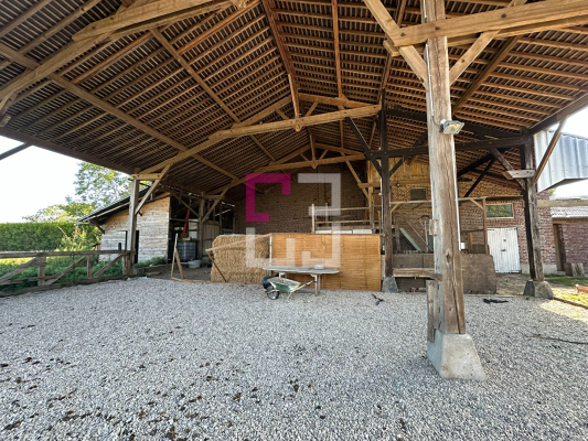 
Corp de ferme ESMERY HALLON 5 pièce(s) 132 m2
