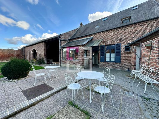 
Corp de ferme ESMERY HALLON 5 pièce(s) 132 m2
