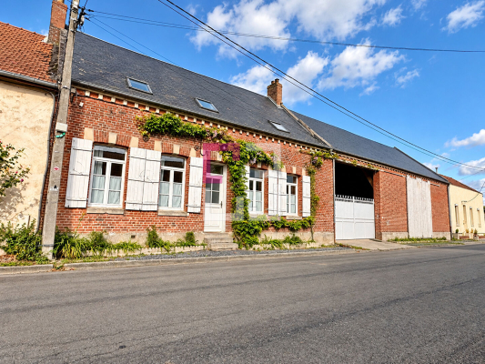 
Corp de ferme ESMERY HALLON 5 pièce(s) 132 m2
