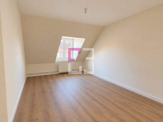 
Appartement - 4 pièces74.73m²  - HYPER CENTRE VILLE NOYON

