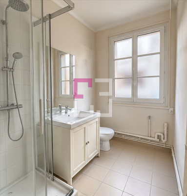 
Appartement 2 pièce(s) 37.97 m2 HYPER CENTRE VILLE NOYON
