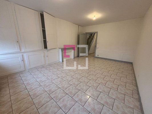 
APPARTEMENT - 2 CHAMBRES - GUISE
