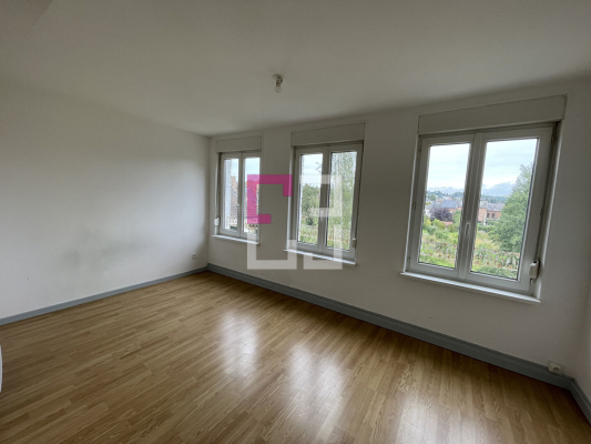 
APPARTEMENT - 2 CHAMBRES - GUISE
