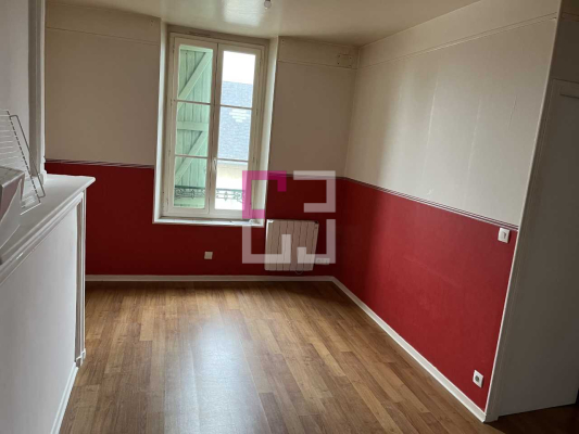 
Appartement Crepy 2 pièce(s)
