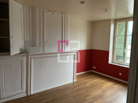
Appartement Crepy 2 pièce(s)
