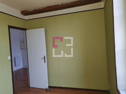 
Appartement Crepy 2 pièce(s)
