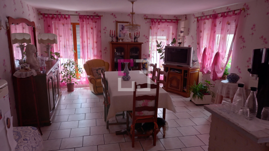 
Maison Romery 7 pièce(s) 143 m2
