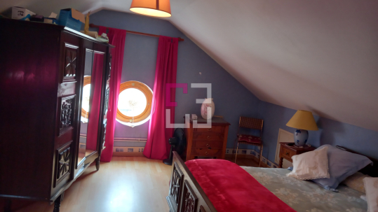 
Maison Romery 7 pièce(s) 143 m2

